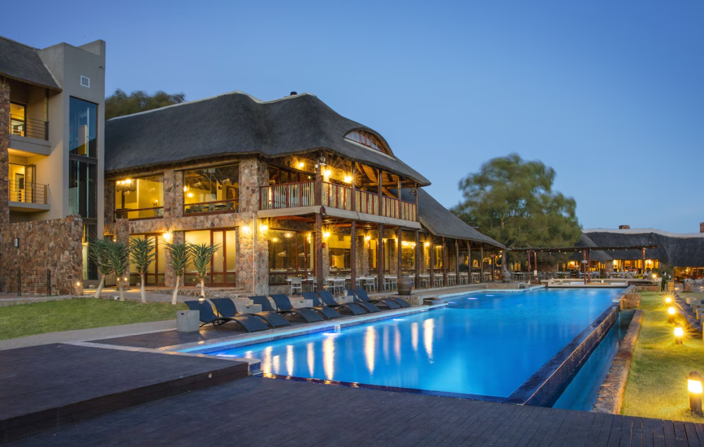 Aquila Safari_Piscina